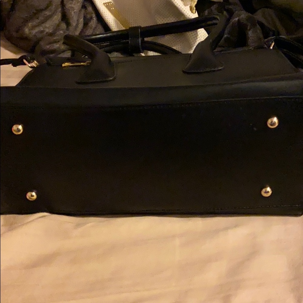 Purse - Picture 3 of 4